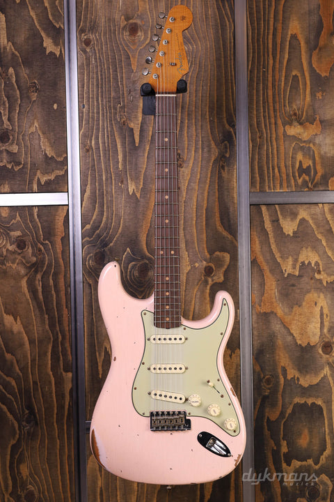 Fender Custom Shop Limited Edition '63 Stratocaster Relic Super Faded Aged Shell Pink B-Ware
