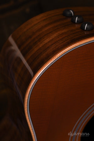 Taylor 414ce Studio Special Edition Honeyburst