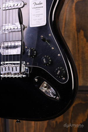 Fender Standard Stratocaster HSS Schwarz