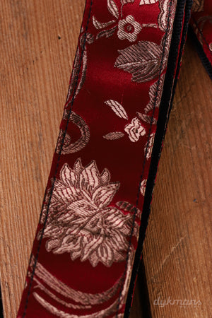 Holy Cow Custom Silberkreuz Lila