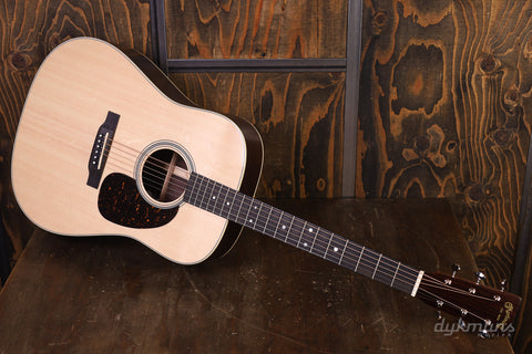 Martin D-16E Rosewood