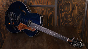 Godin 5th Avenue Nachtclub Indigo Blue