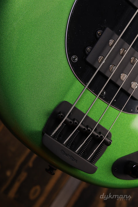 Music Man Stingray Special HH Kiwi Green VORBESTELLUNG