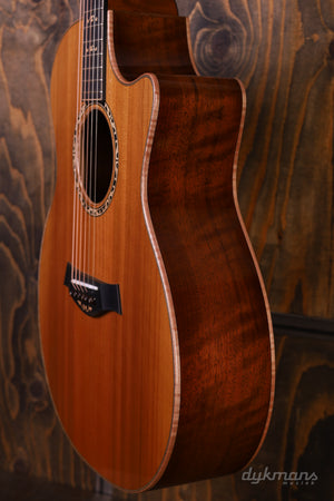 Taylor C14ce Custom GA # NAMM 2024 Walnut/Cedar