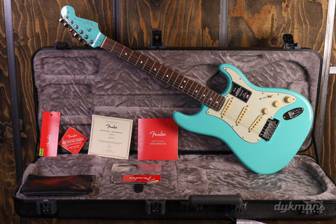 Fender Limited Edition American Pro II Strat Seafoam Green VORBESTELLUNG