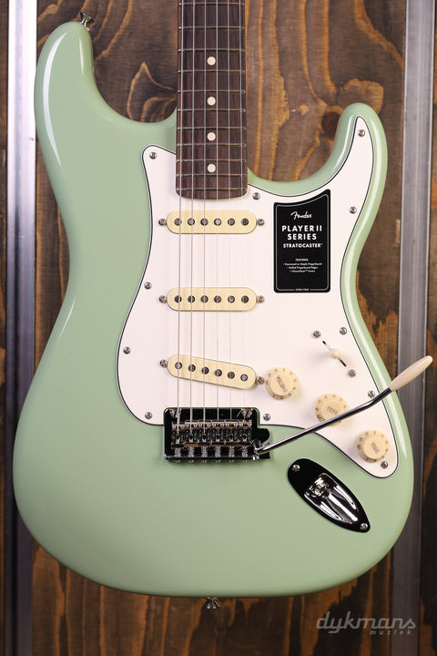 Fender Player II Stratocaster Birkengrün