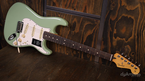 Fender Player II Stratocaster Birkengrün