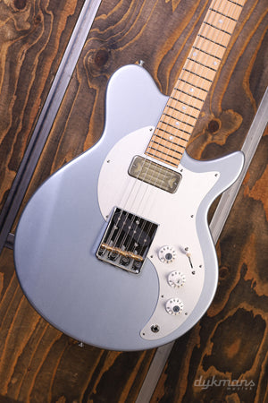 Eastman Fullertone SC'52 Eisblau Metallic