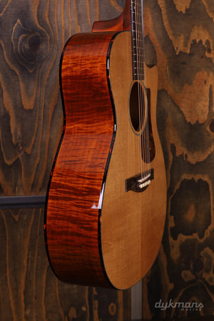 Eastman PCH3-GACE-AB Amber Burst