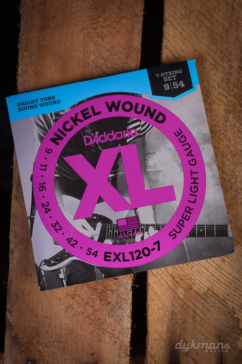 D'addario Nickel Wound Super Light Gauge 7-Saiter 9-54