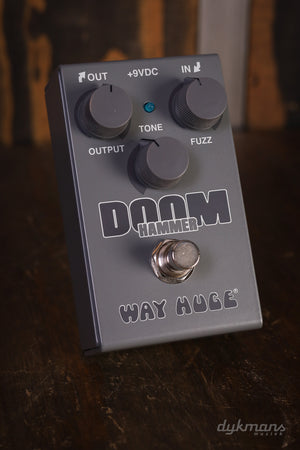 Unglaublicher Doom-Hammer-Fuzz