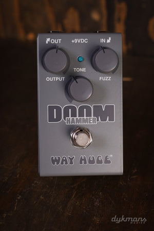 Unglaublicher Doom-Hammer-Fuzz