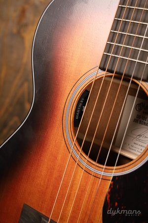 Martin 00-10E Retro Joe Bonamassa