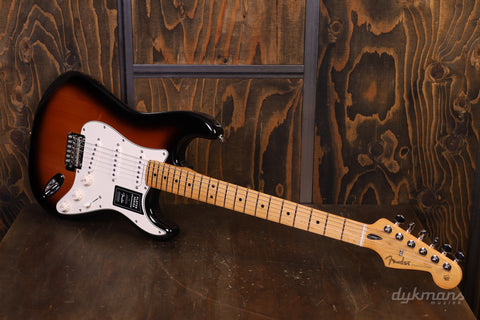 Fender Player II Stratocaster 2-Tone Sunburst