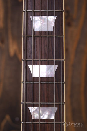 Epiphone 1963 Firebird V Maestro Vibrola Polaris Weiß