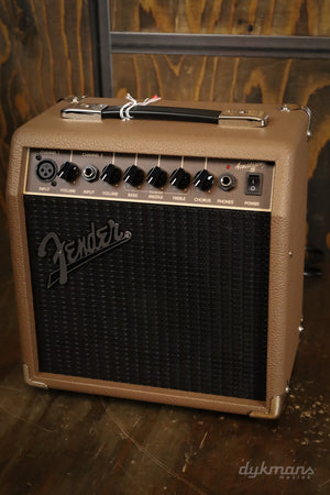Fender Acoustasonic 15