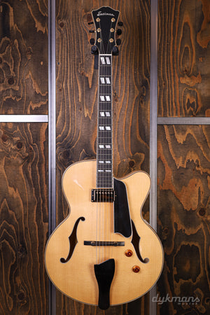 Eastman Ahorn Archtop