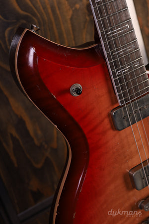 Novo Serus P2 Bonfire mit dunkelkirschroter Rückseite (GEBRAUCHT)