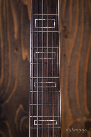 Novo Serus P2 Bonfire mit dunkelkirschroter Rückseite (GEBRAUCHT)