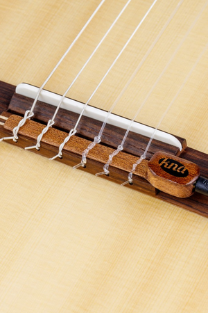 Kna Piezo-Tonabnehmer mit abnehmbarer Brücke NG-1 Classic
