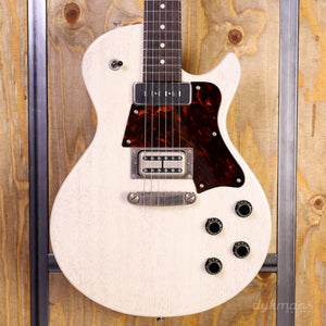 Patrick James Eggle Macon Junior Körniges Blond