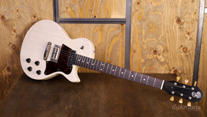 Patrick James Eggle Macon Junior Körniges Blond