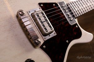 Patrick James Eggle Macon Junior Körniges Blond