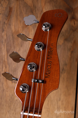 Sire Marcus Miller P5 4 Saiten Mild Green