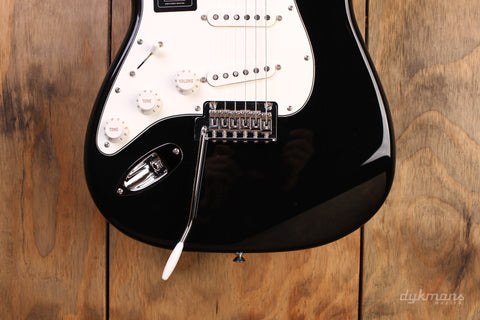 Fender Player Stratocaster Schwarz Linkshänder