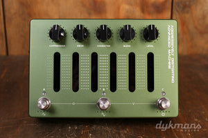 Darkglass ADAM aggressively distorting advanced machine