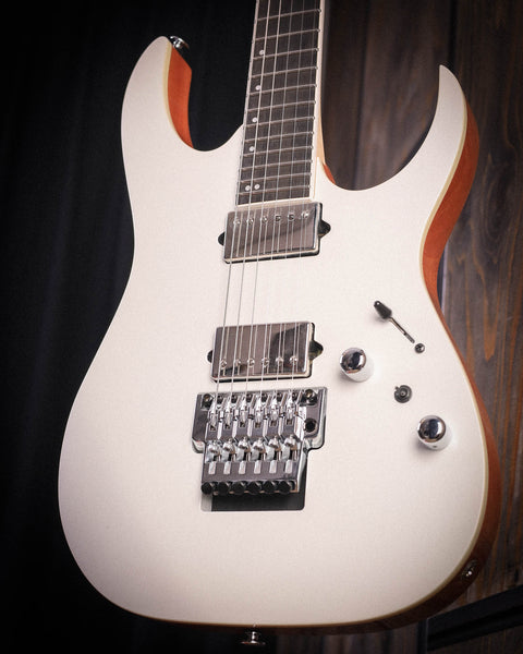 Ibanez RG5320C Pearl White