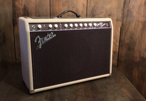 Fender Super-Sonic 22 Dijkman Muziek