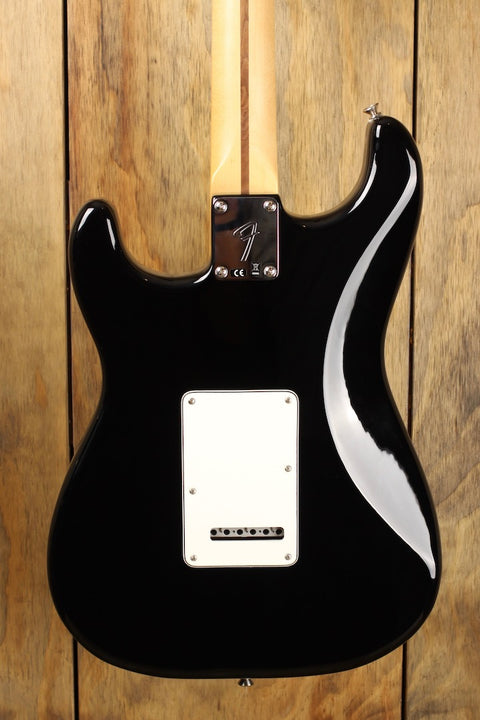 Fender Player Series Strat HSS PF SCHWARZ