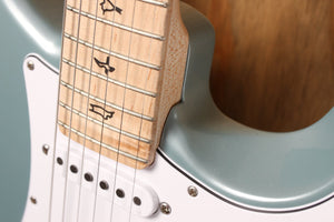PRS Silver Sky Polar Blue Maple Griffbrett