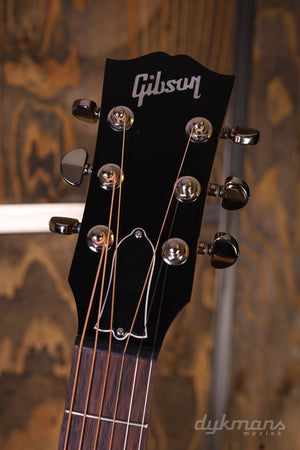 Gibson J-45 Standard Kirsche